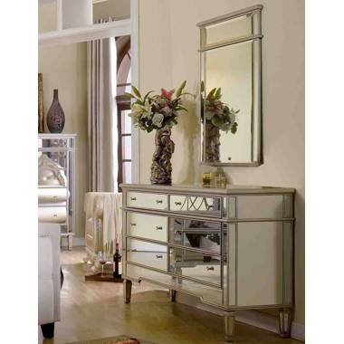 Mirrored dresser deals 6 drawers